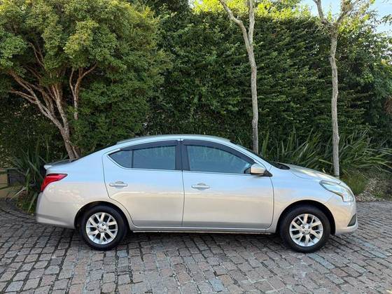 NISSAN VERSA 1.6 16V FLEX SV 4P MANUAL